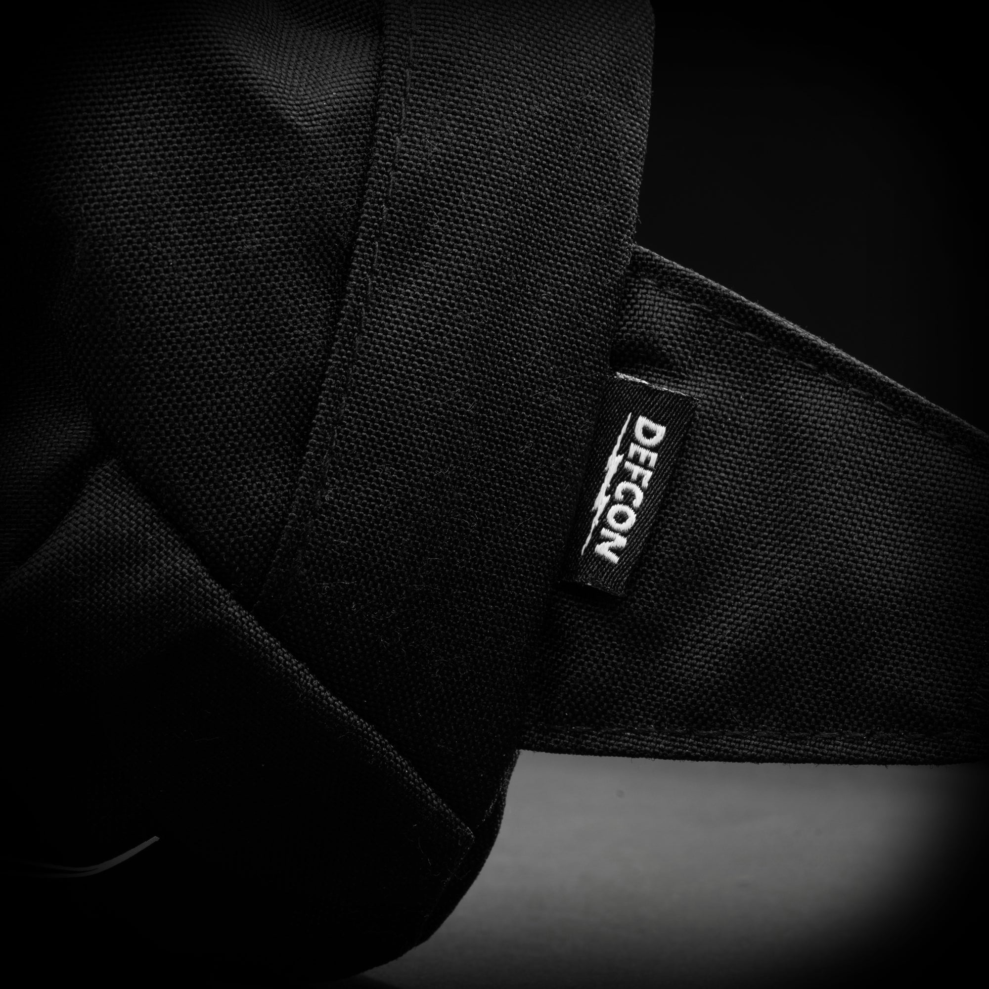 DEFCON / BRAVO COMPANY WAIST BAG 2.9L - BLACK