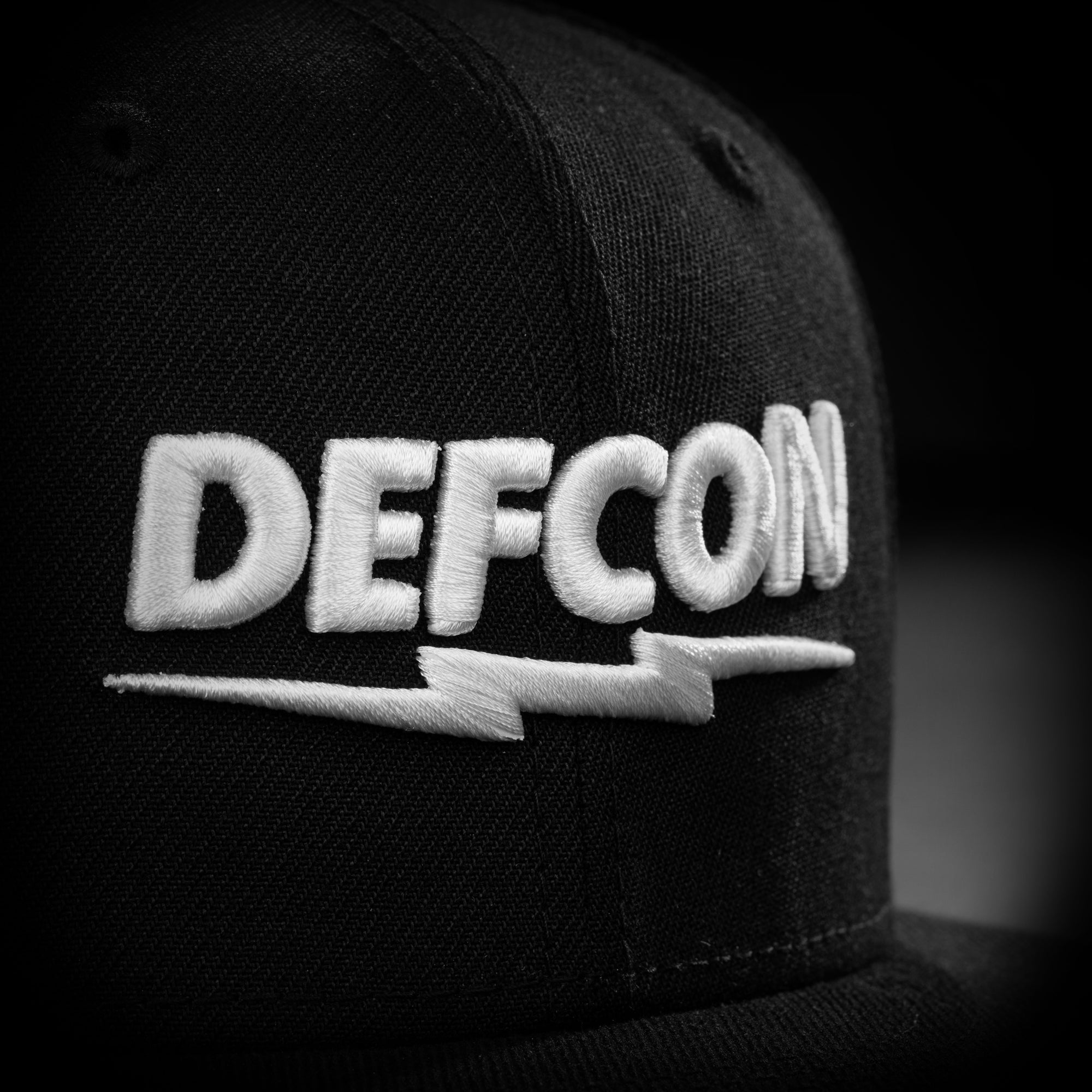 DEFCON / NEW ERA FITTED CAP - BLACK