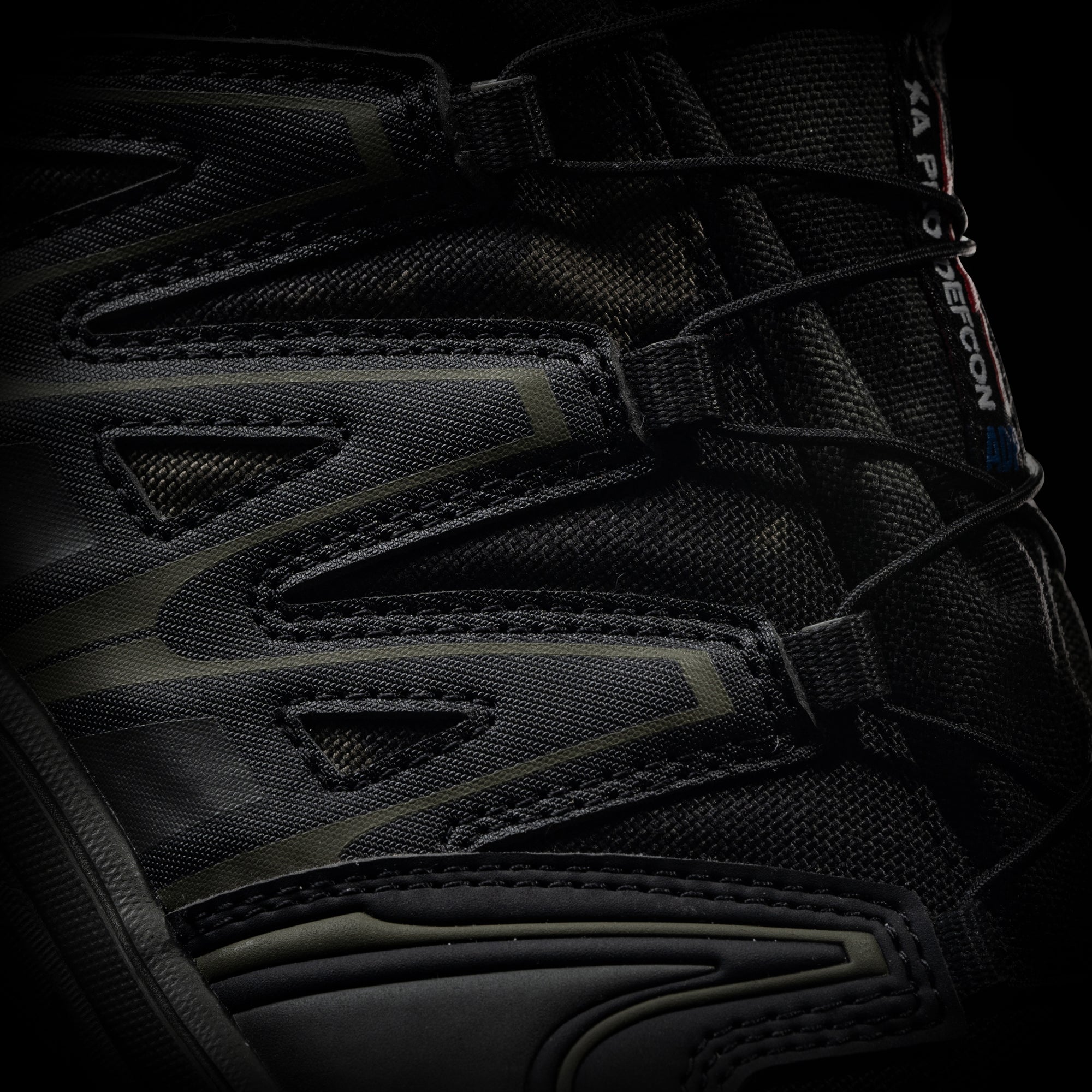 SALOMON XA PRO MID GTX DEFCON