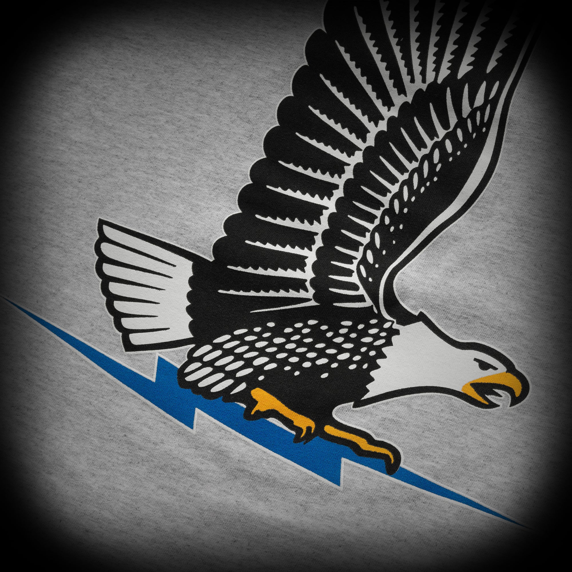 EAGLE BOLT TEE - GRAY
