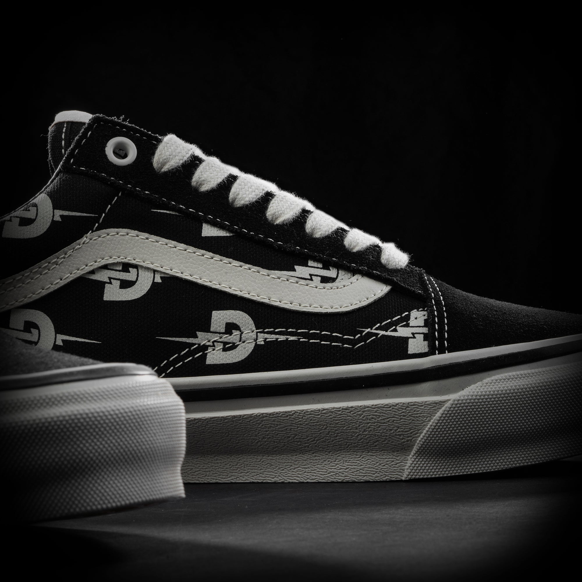 VANS® OLD SKOOL™ 36