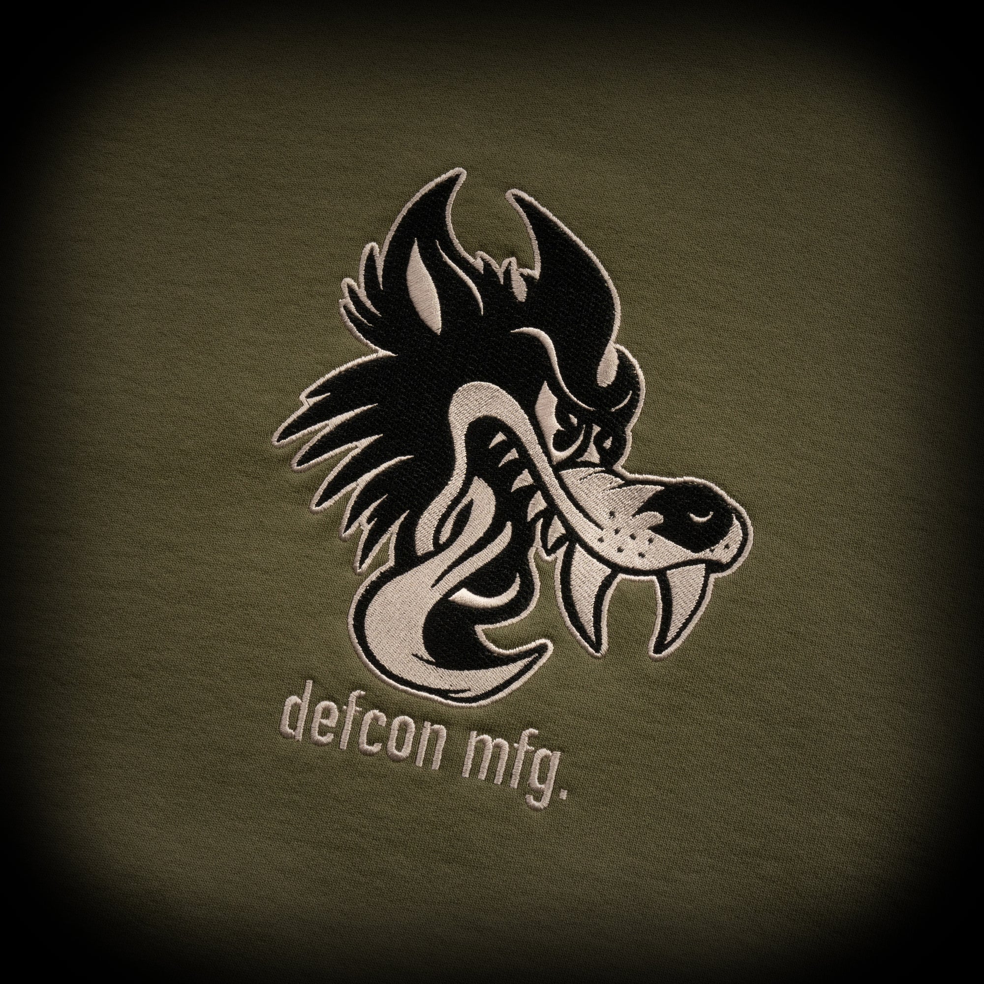 WOLF CREWNECK - WINTER MOSS