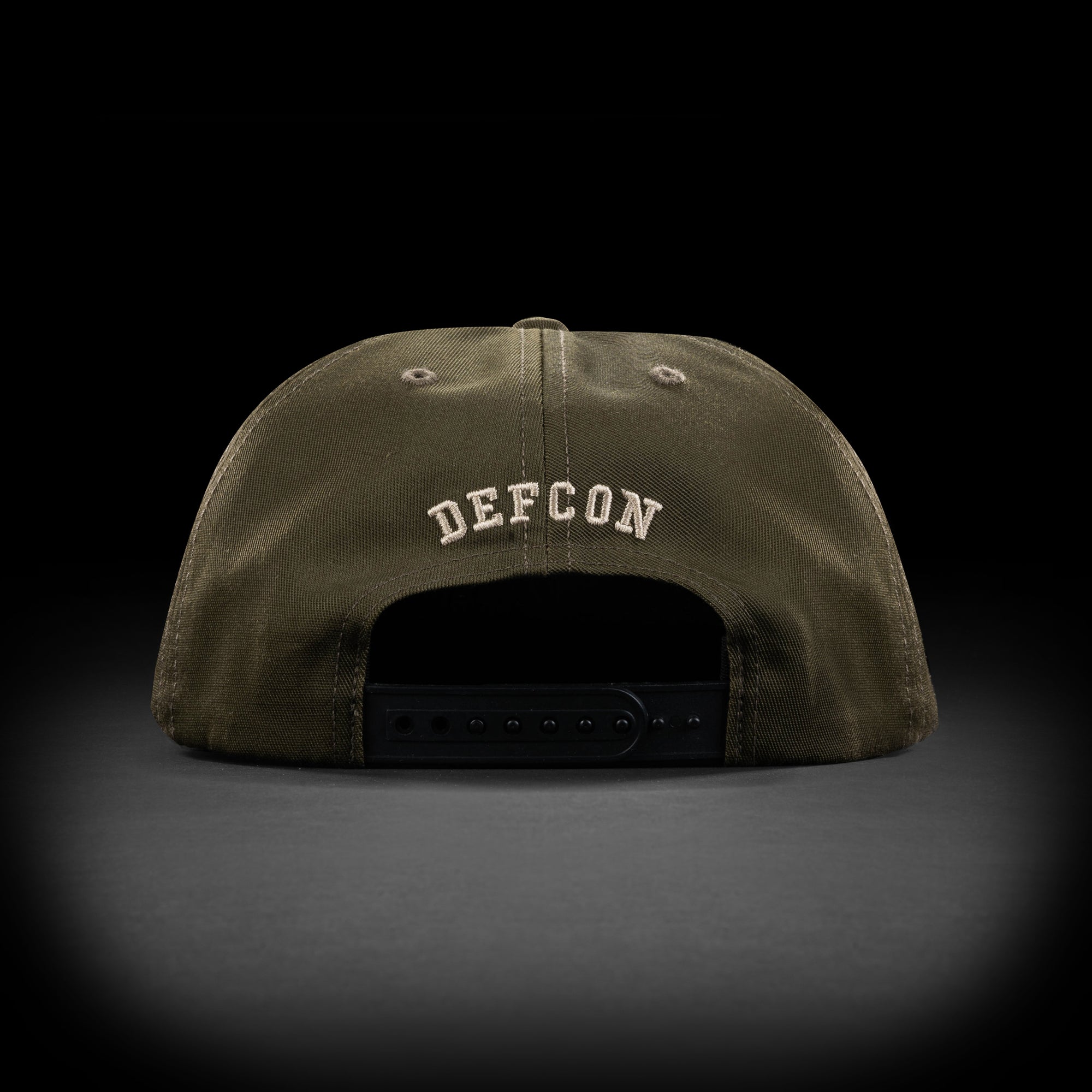 WOLF EMBROIDERED HAT - OLIVE