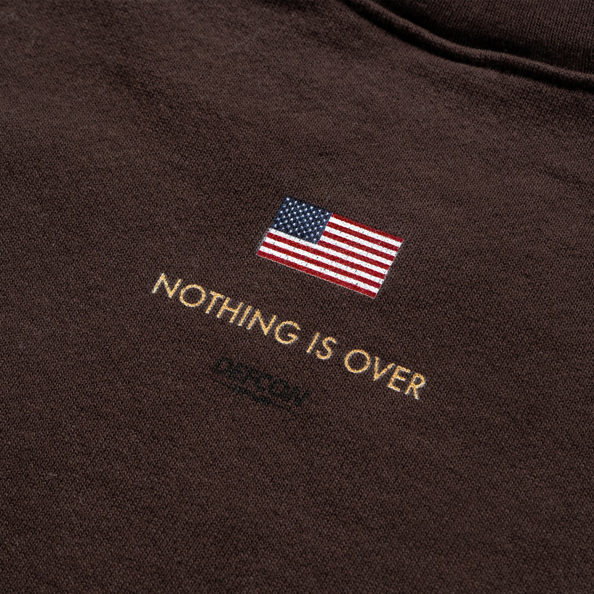 EAGLE CREWNECK - CHOCOLATE